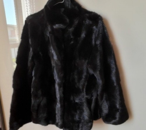 Pelliccia visone nera corta - ,